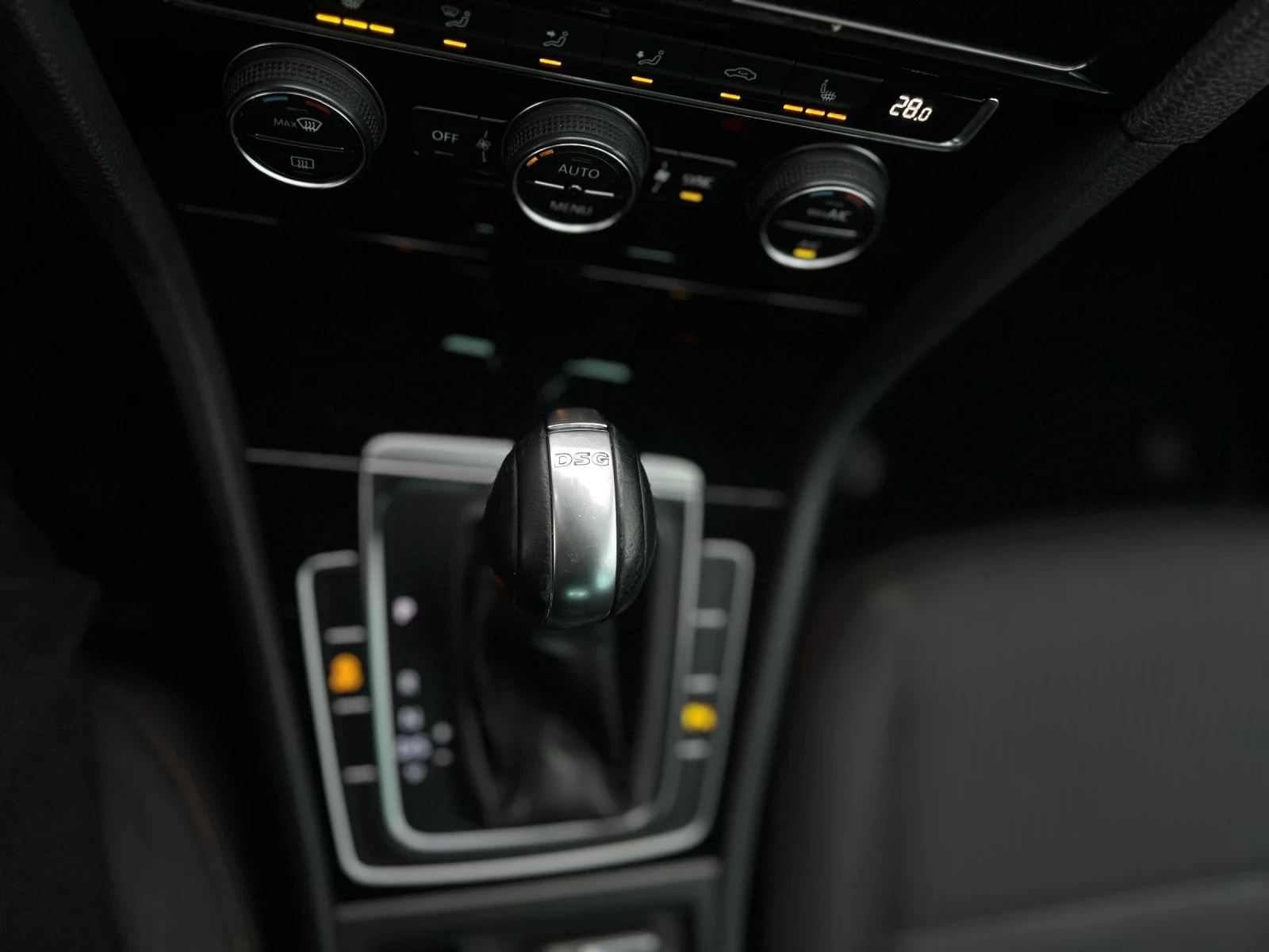 VW Golf 1.6 TDI DSG SOUND - изображение 9