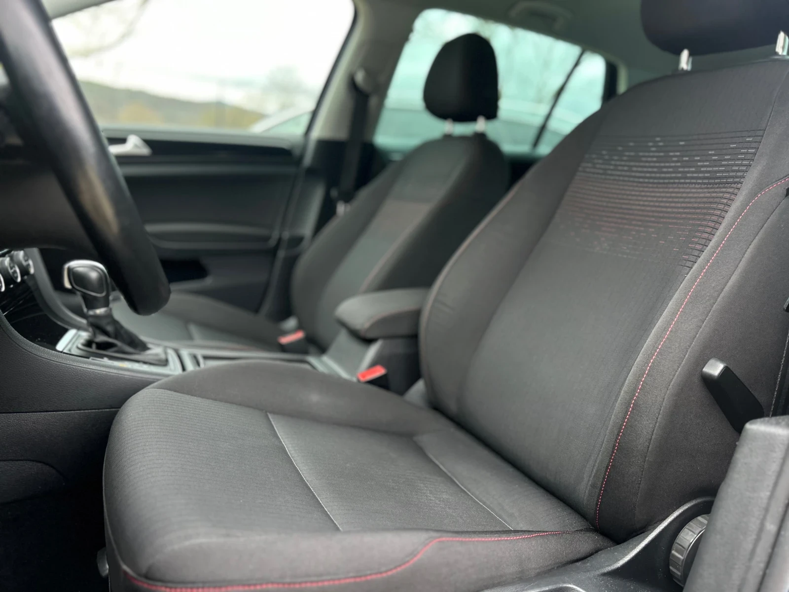 VW Golf 1.6 TDI DSG SOUND | Mobile.bg   11