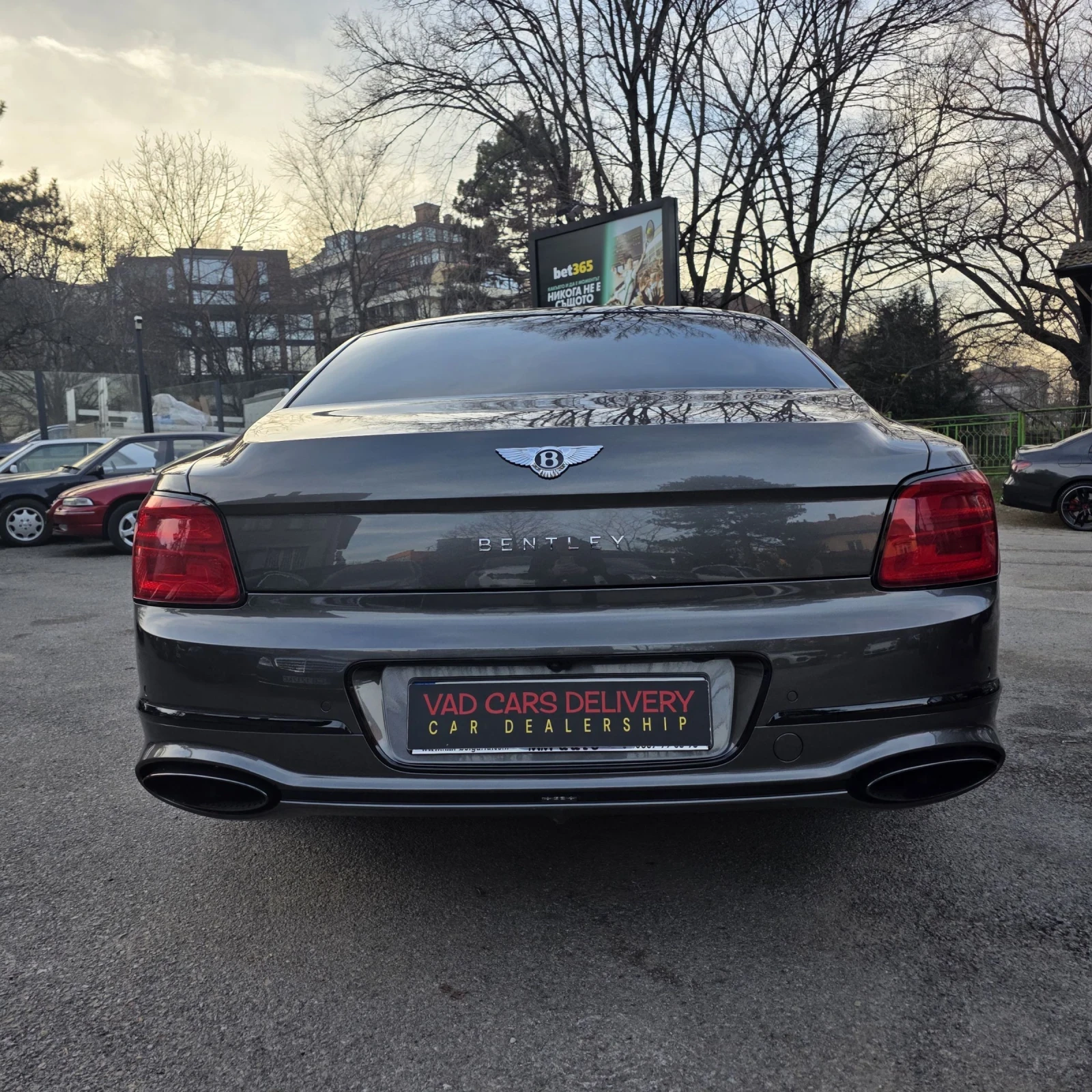 Bentley Flying Spur W12/First Edition/Naim/HUD/Massage/Pano - изображение 7