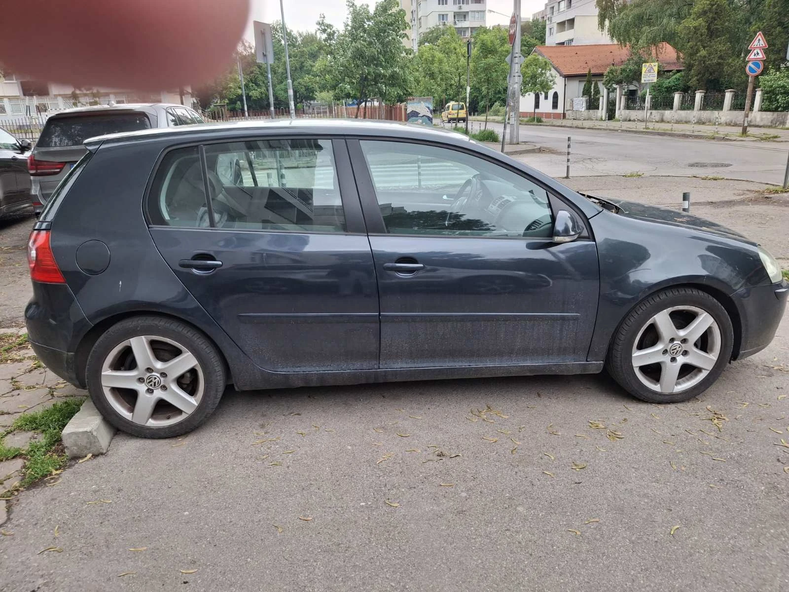 VW Golf 1.6fsi, снимка 8 - Автомобили и джипове - 54472730