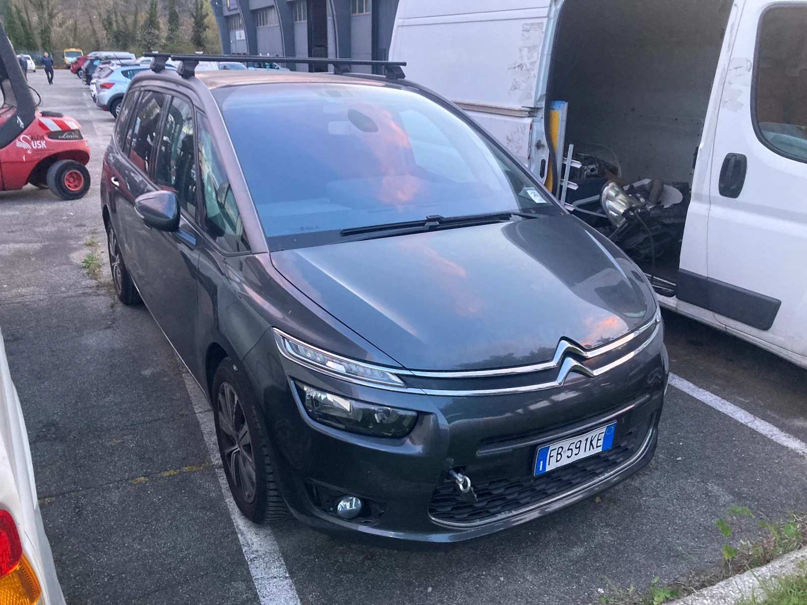 Citroen C4 Picasso 2.0 HDI 150ks Evro-6 Avtomatik 7mesta | Auto.bg — изображение 1