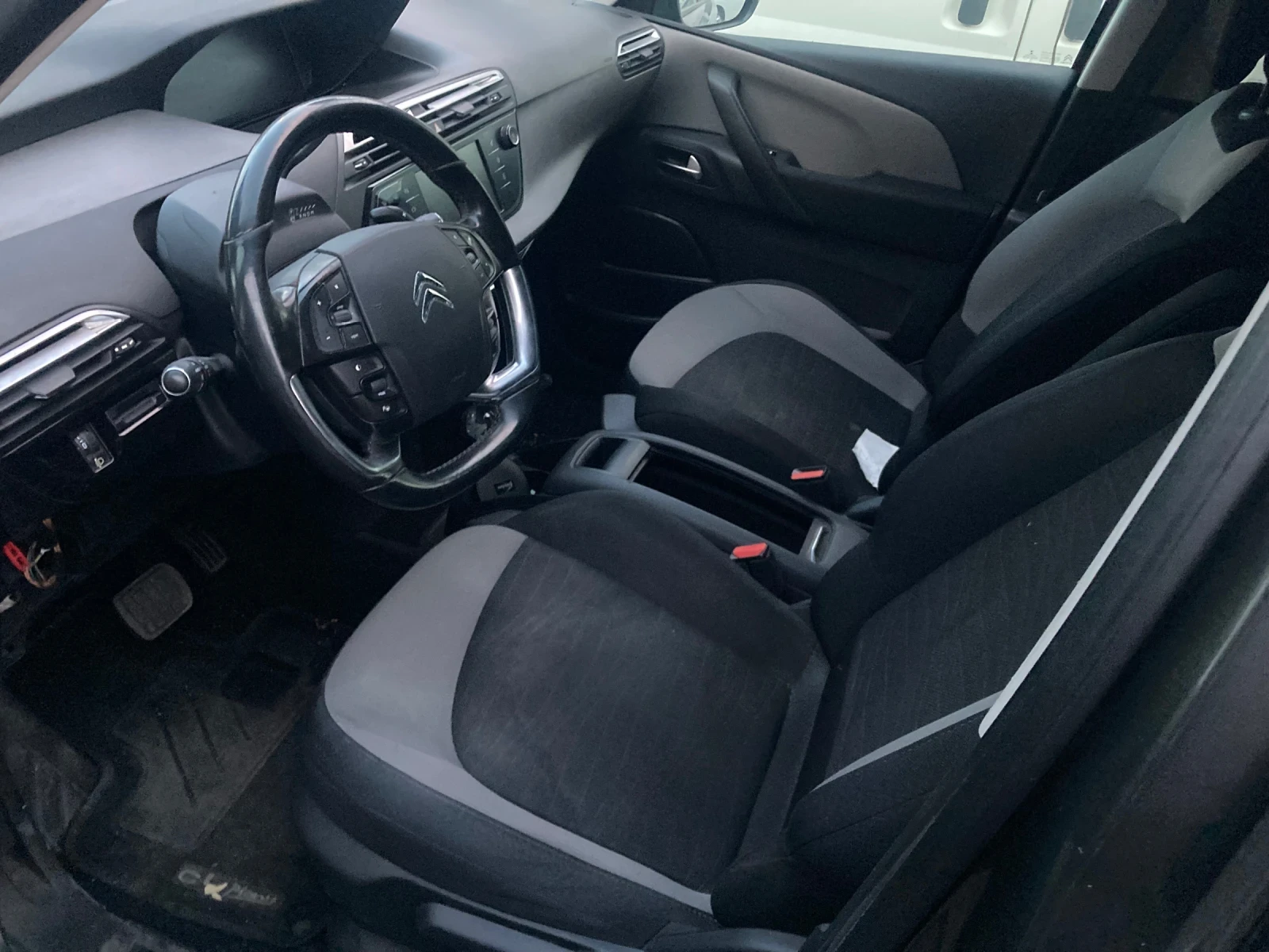 Citroen C4 Picasso 2.0 HDI 150ks Evro-6 Avtomatik 7mesta | Mobile.bg � ����������� 5