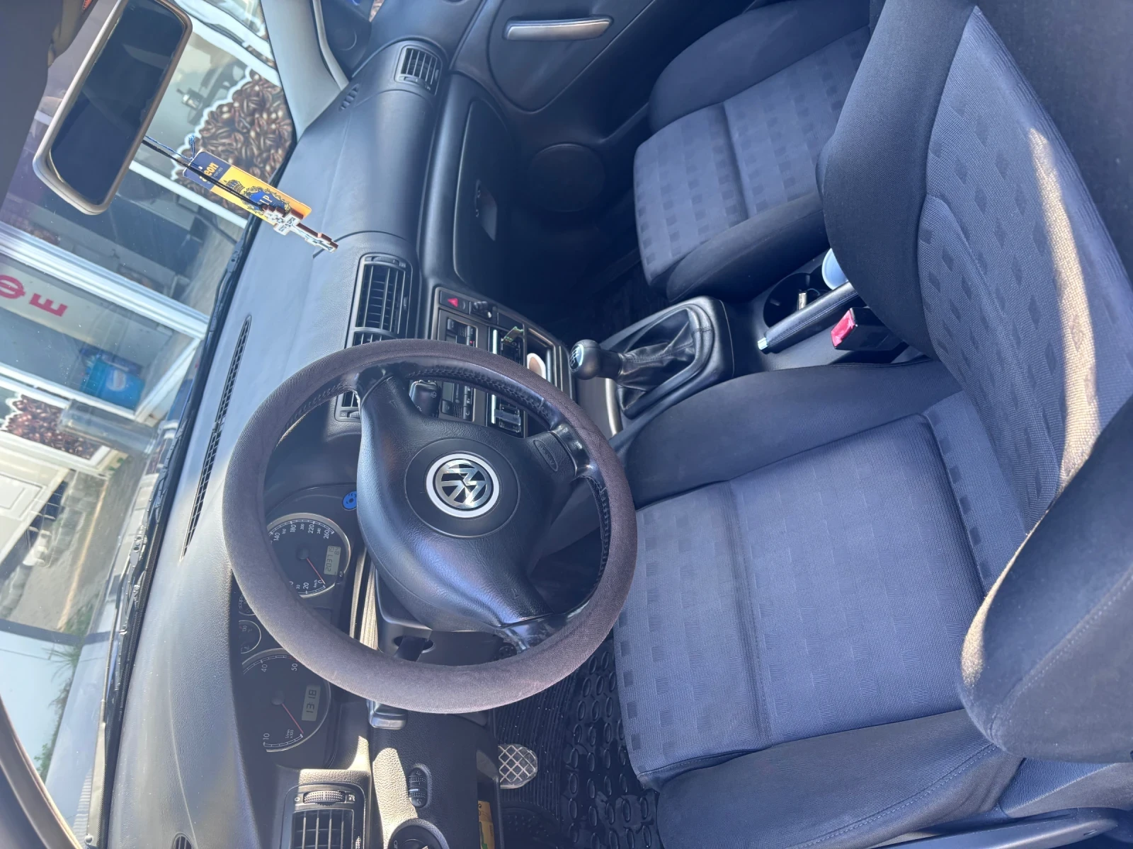 VW Passat 1.9TDI, снимка 6 - Автомобили и джипове - 54194761