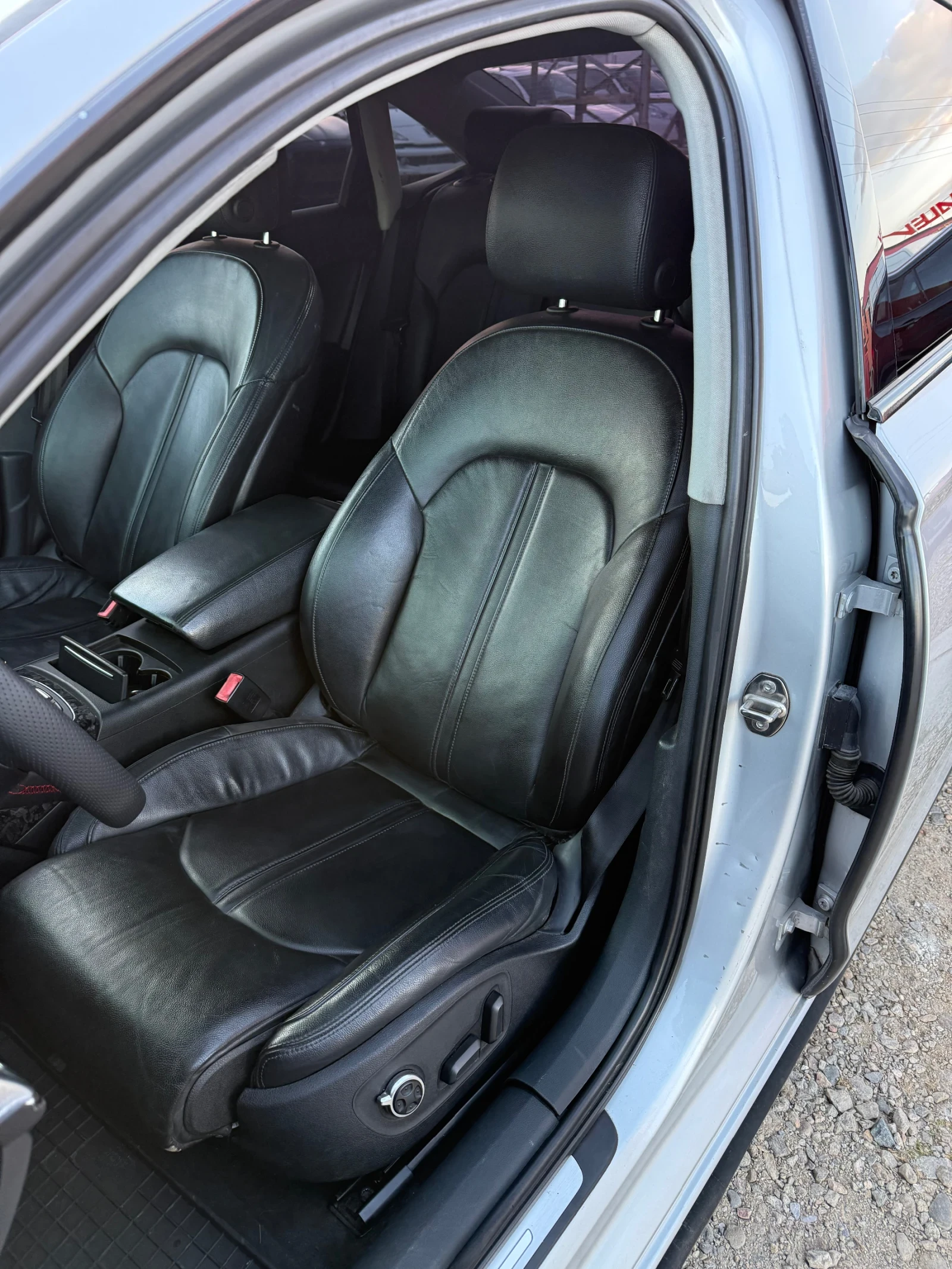 Audi A6 3.0 TDI RS PACK LIZING, снимка 12 - Автомобили и джипове - 54305755