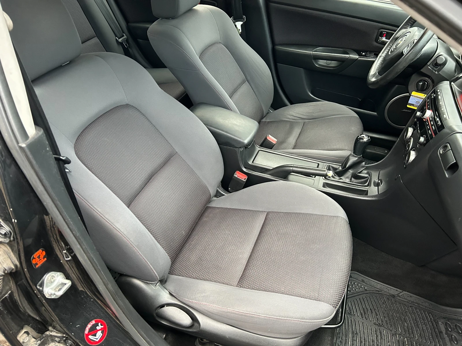 Mazda 3, снимка 8 - Автомобили и джипове - 54351417