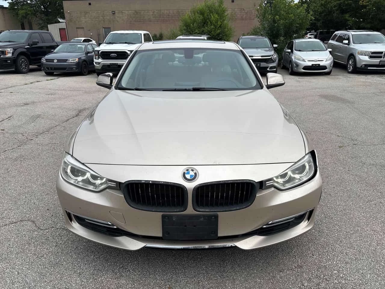 BMW 328 * 328i xDrive* АВТОКРЕДИТ БЕЗ ПЪРВОНАЧАЛНА ВНОСКА*, снимка 6 - Автомобили и джипове - 55453544