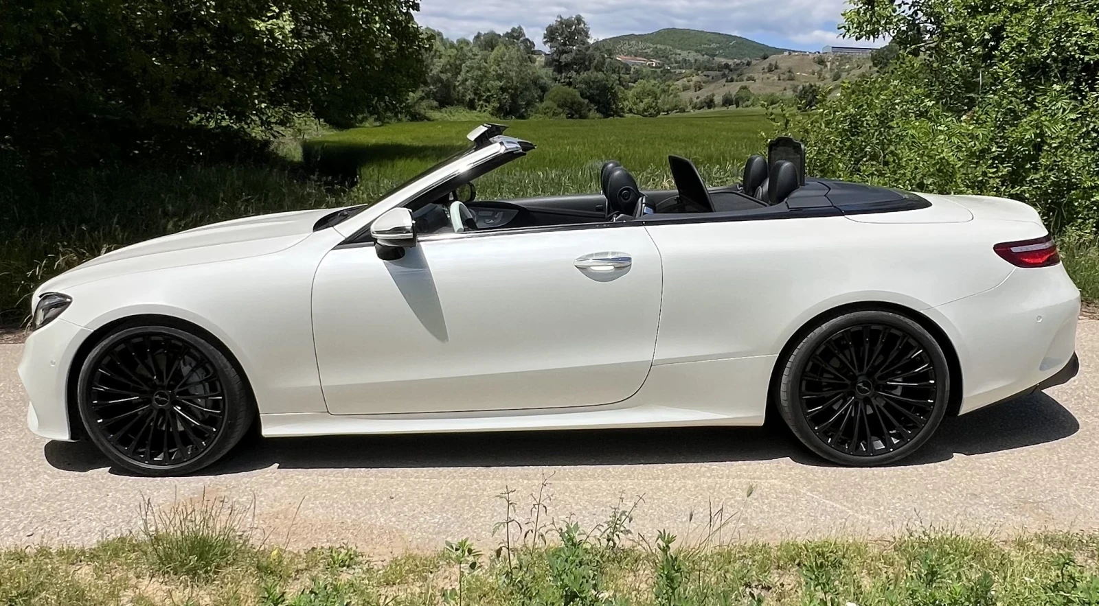 Mercedes-Benz E 220, снимка 9 - Автомобили и джипове - 55569774