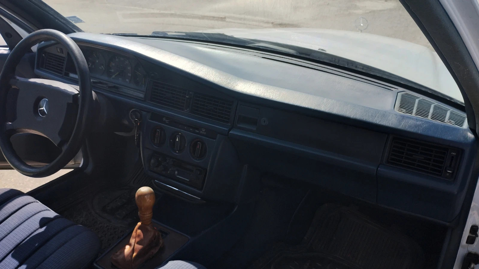 Mercedes-Benz 190, снимка 7 - Автомобили и джипове - 55593840