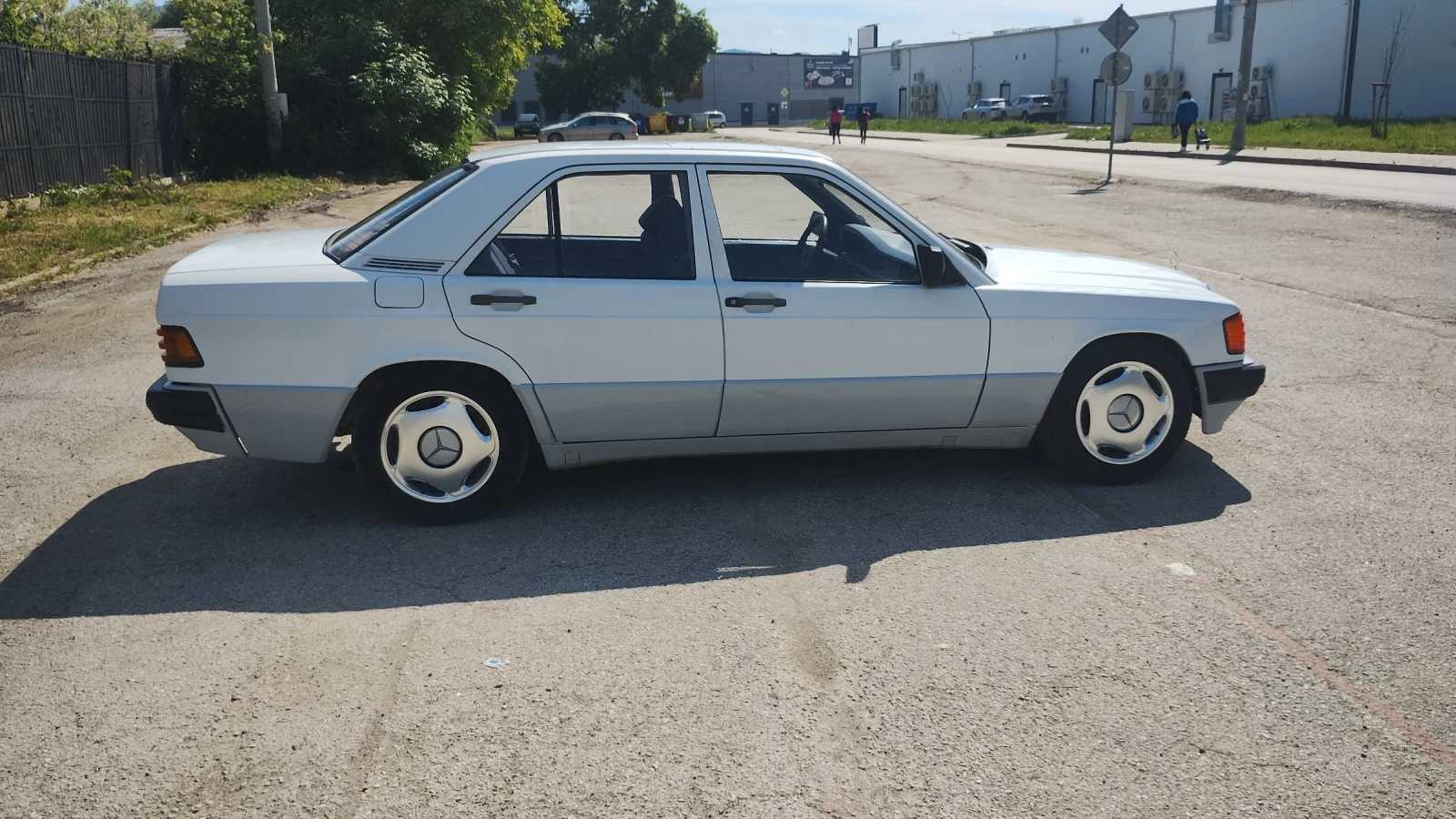 Mercedes-Benz 190, снимка 3 - Автомобили и джипове - 55593840