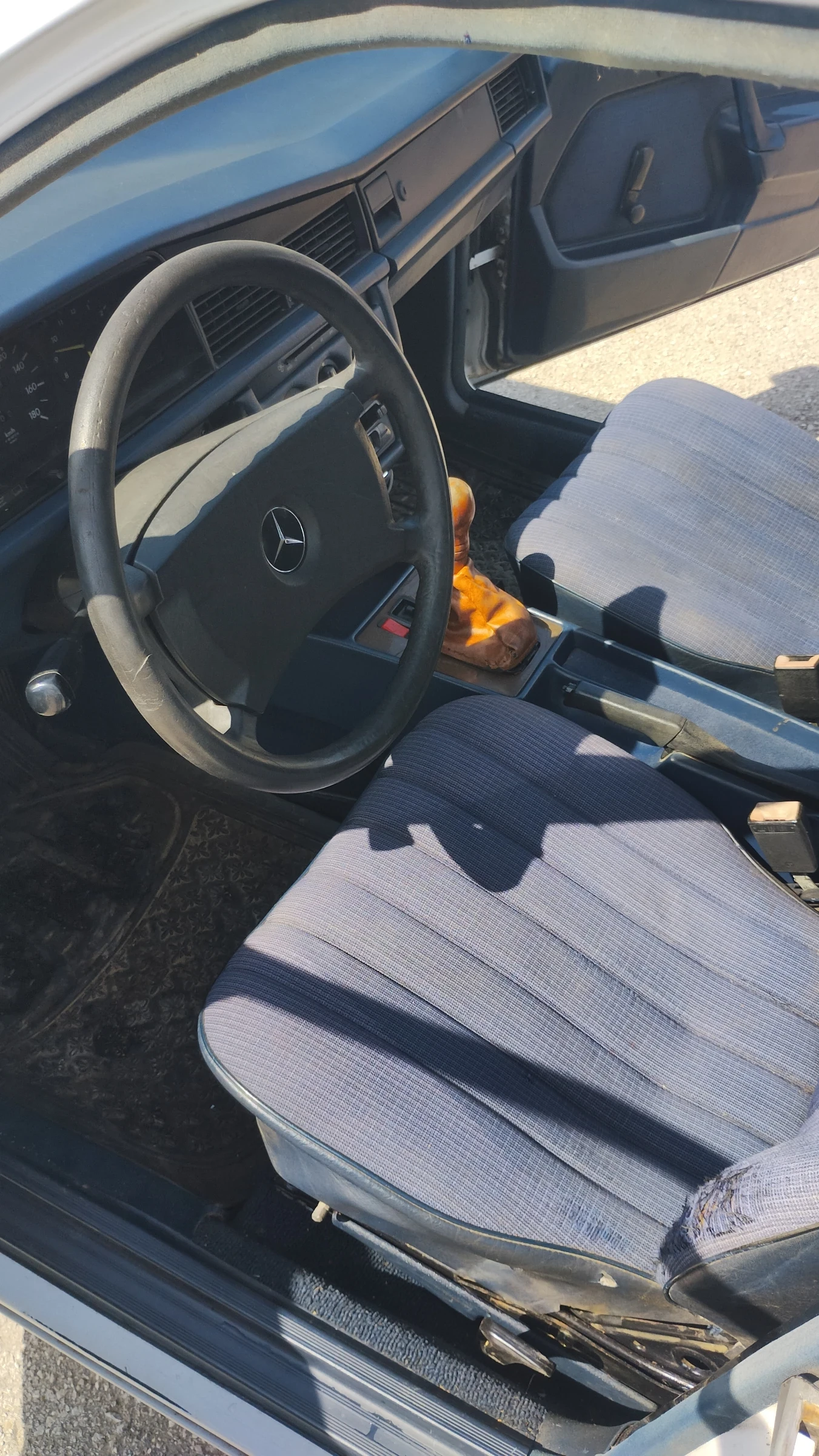 Mercedes-Benz 190, снимка 5 - Автомобили и джипове - 55593840