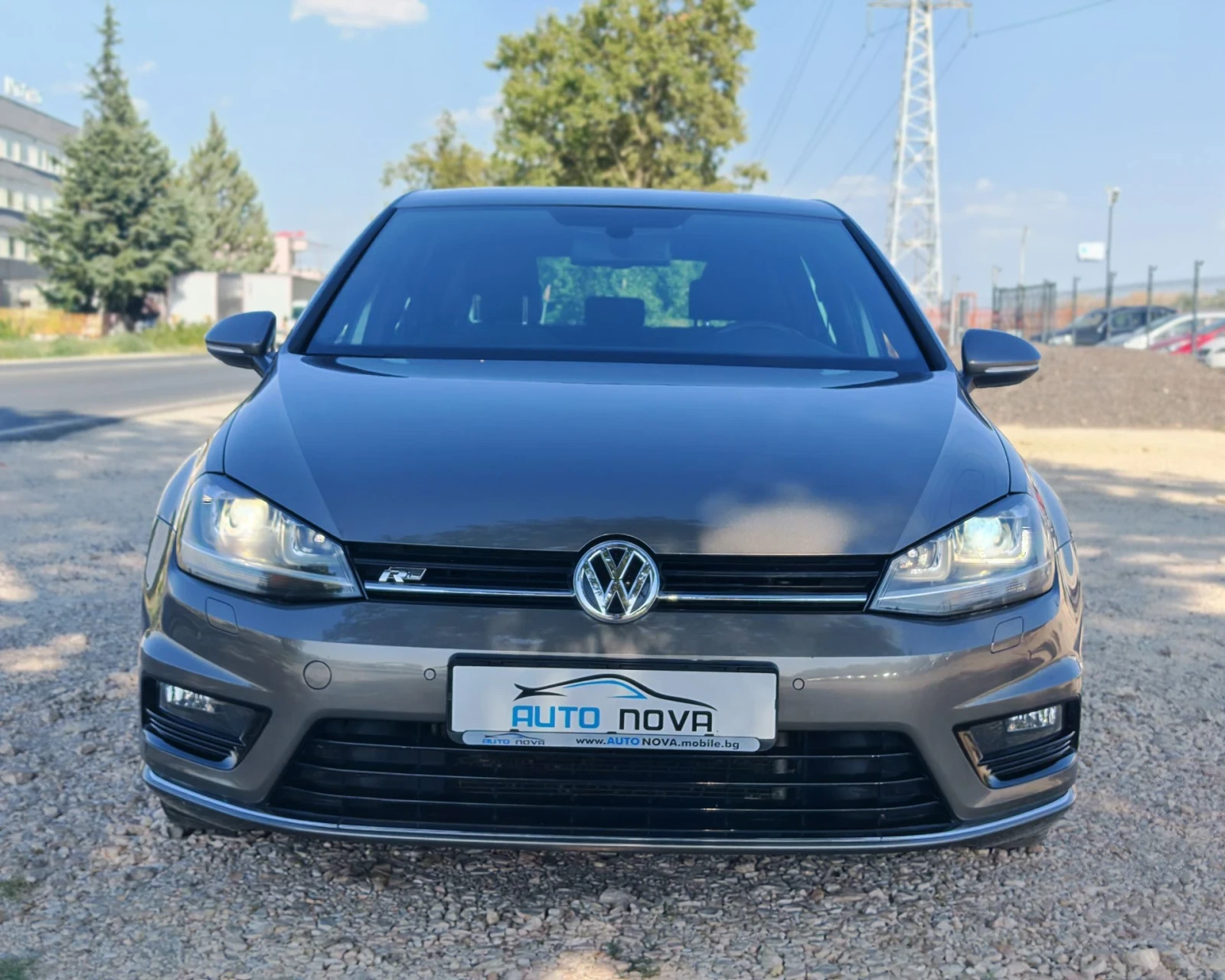 VW Golf 1.6 ДИЗЕЛ 110 К.С. R LINE!АВТОМАТ! БЕЗ АНАЛОГ, снимка 2 - Автомобили и джипове - 55647155