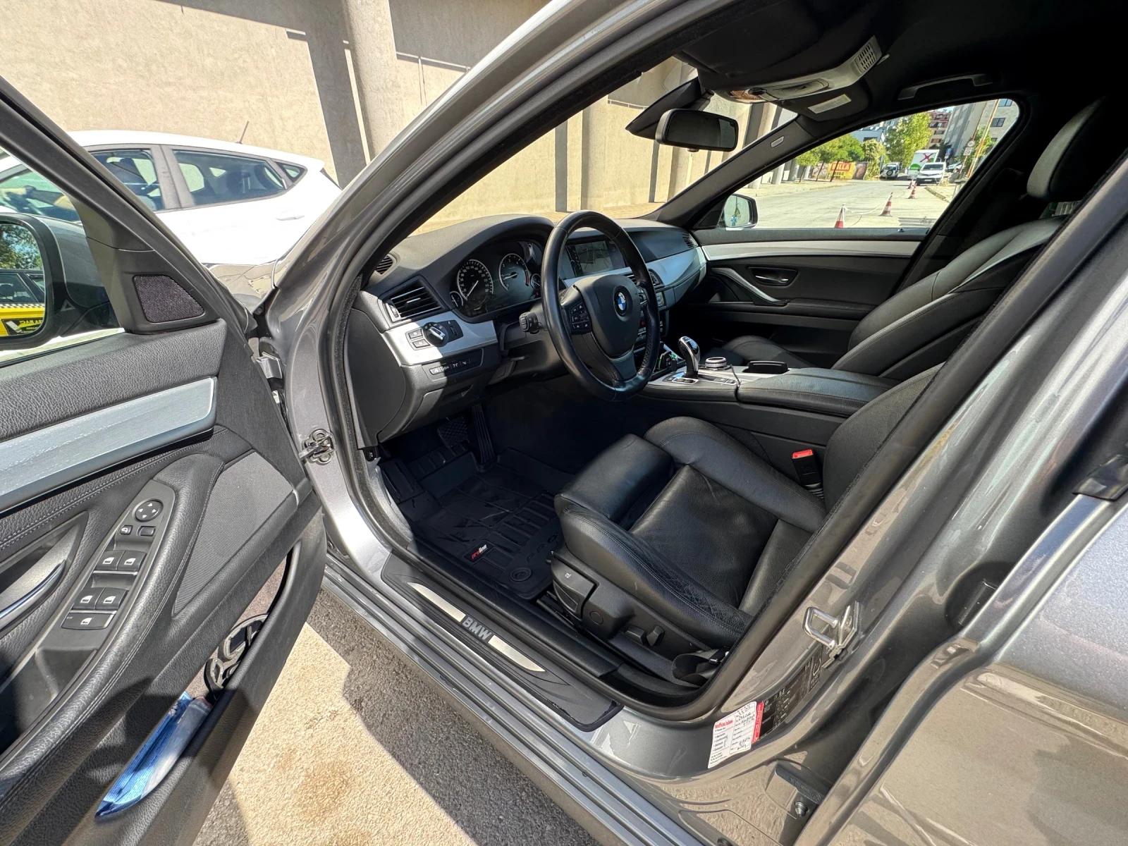 BMW 530 F11, touring, 2011, RWD, снимка 14 - Автомобили и джипове - 56163660