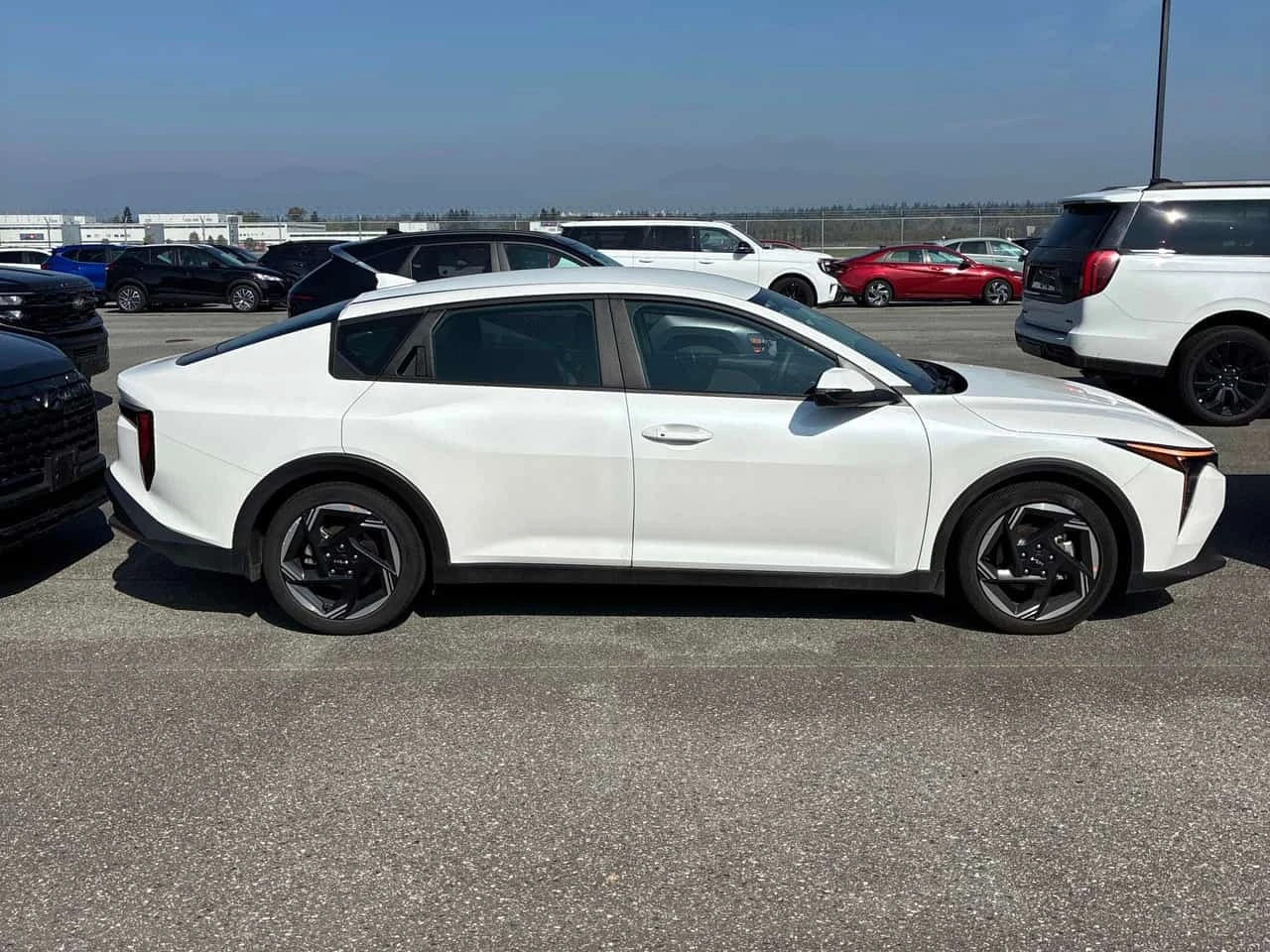 Kia K4 * FWD * CARFAX * , снимка 3 - Автомобили и джипове - 56362611