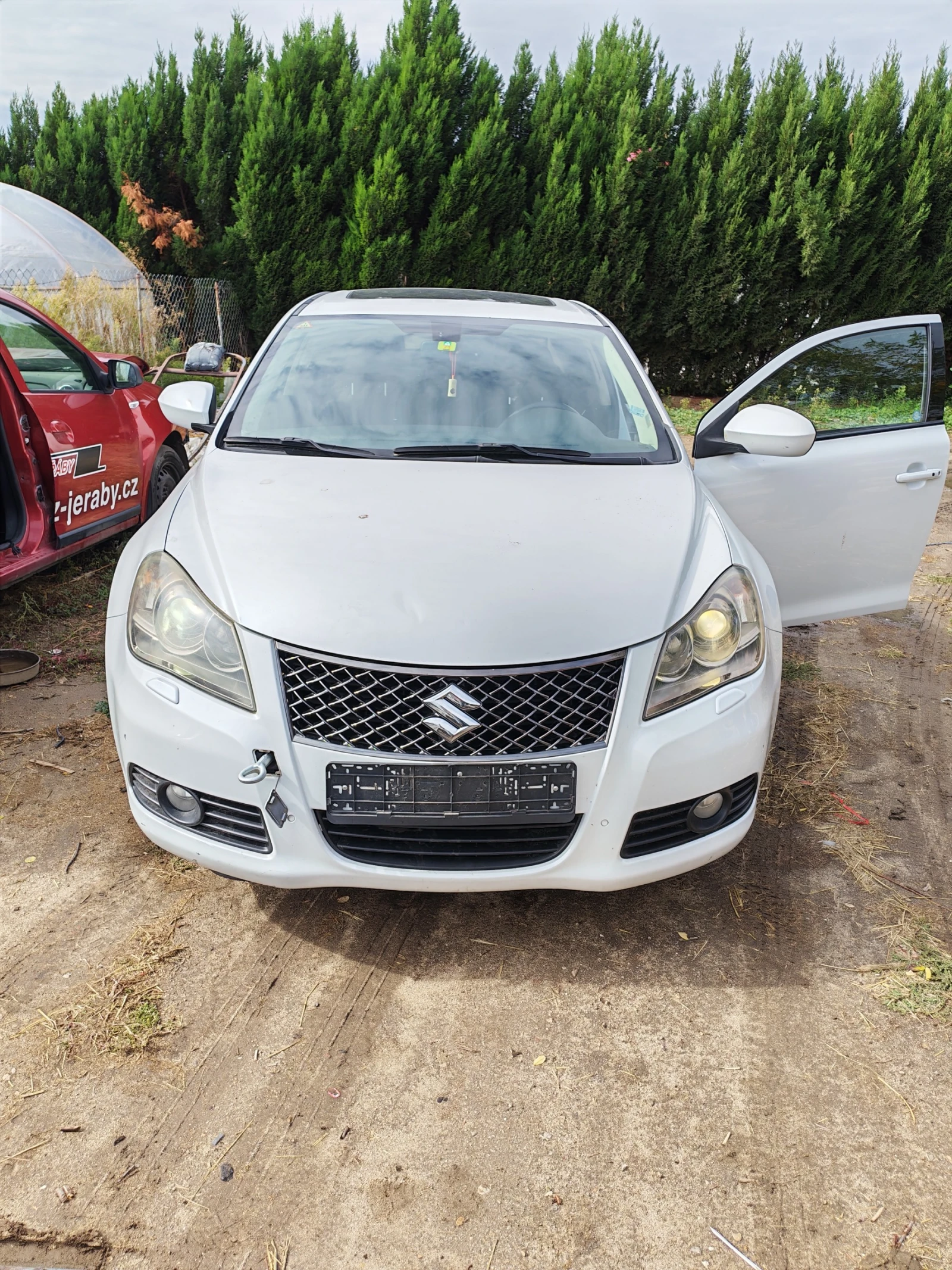 Suzuki Kizashi 2.4 НА ЧАСТИ