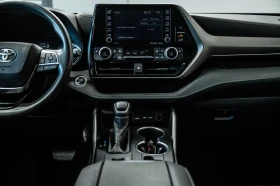 Toyota Highlander ПОДГРЕВ* КАМЕРА* КЕЙЛЕС* CARPLAY* , снимка 8