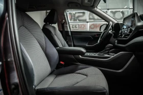 Toyota Highlander ПОДГРЕВ* КАМЕРА* КЕЙЛЕС* CARPLAY* , снимка 14