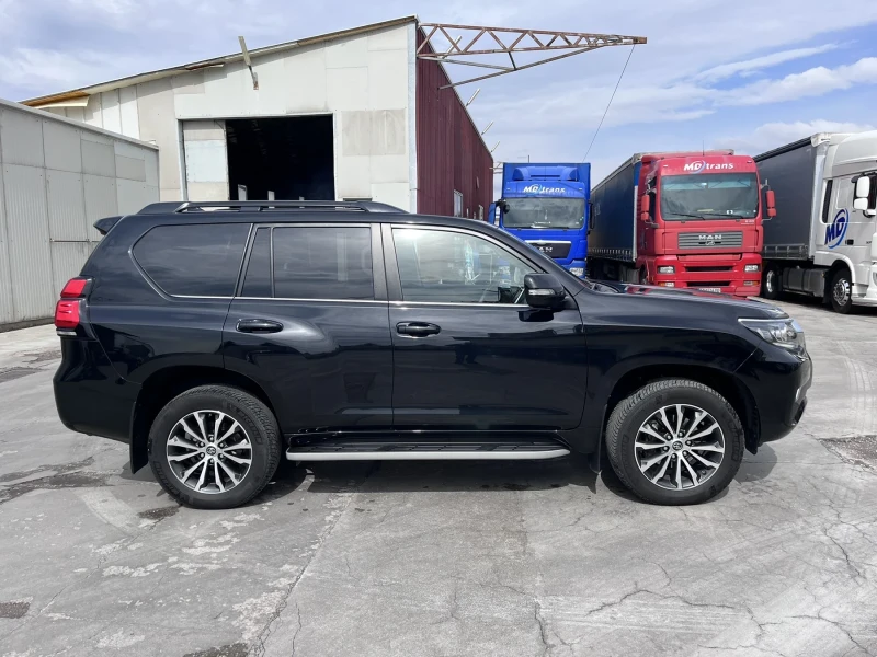 Toyota Land cruiser, снимка 5 - Автомобили и джипове - 47208569