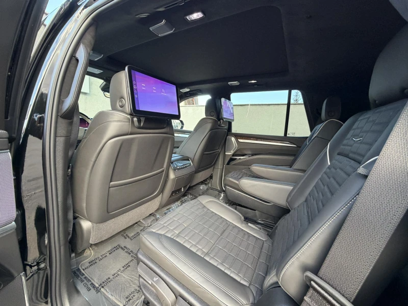 Cadillac Escalade 6.2L V8 SPORT PLATINUM ONYX PACKAGE, снимка 16 - Автомобили и джипове - 52883038
