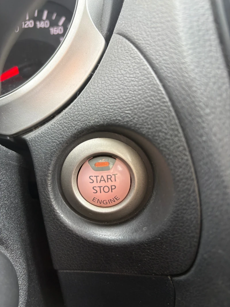 Nissan Juke 1.5DCI 110КС 6 скорости, снимка 15 - Автомобили и джипове - 53275297