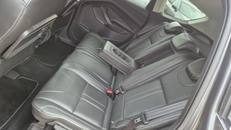 Ford Kuga 2.0TDCI 4X4 TITANIUM PLUS 180ХИЛ.100%!ВИДЕО ЛИЗИНГ, снимка 8 - Автомобили и джипове - 53222266