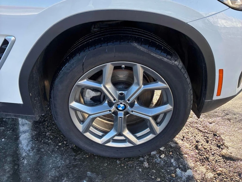 BMW X3  xDrive30i /CARFAX /LED/DIS/PANO, снимка 7 - Автомобили и джипове - 53376778