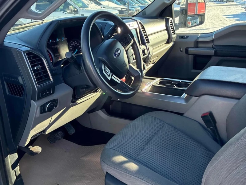 Ford F250 * 4WD Crew Cab Box * CARFAX * ЦЕНА ДО БГ, снимка 9 - Автомобили и джипове - 53381944