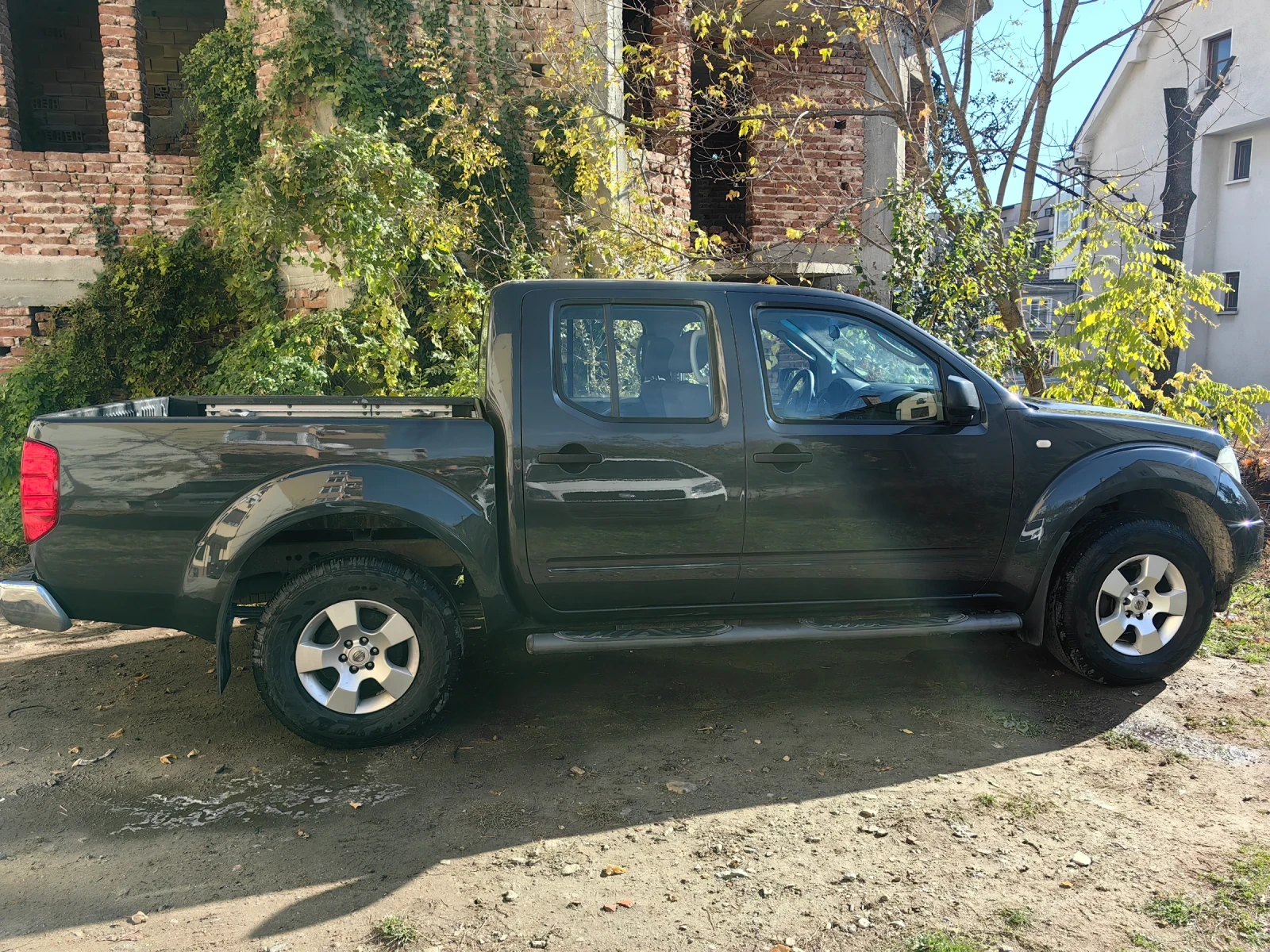 Nissan Navara 2.5 DCI - изображение 3