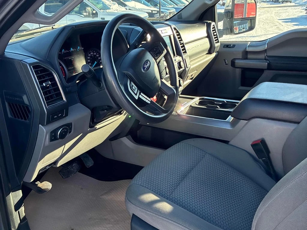 Ford F250 * 4WD Crew Cab Box * CARFAX * ЦЕНА ДО БГ - изображение 9