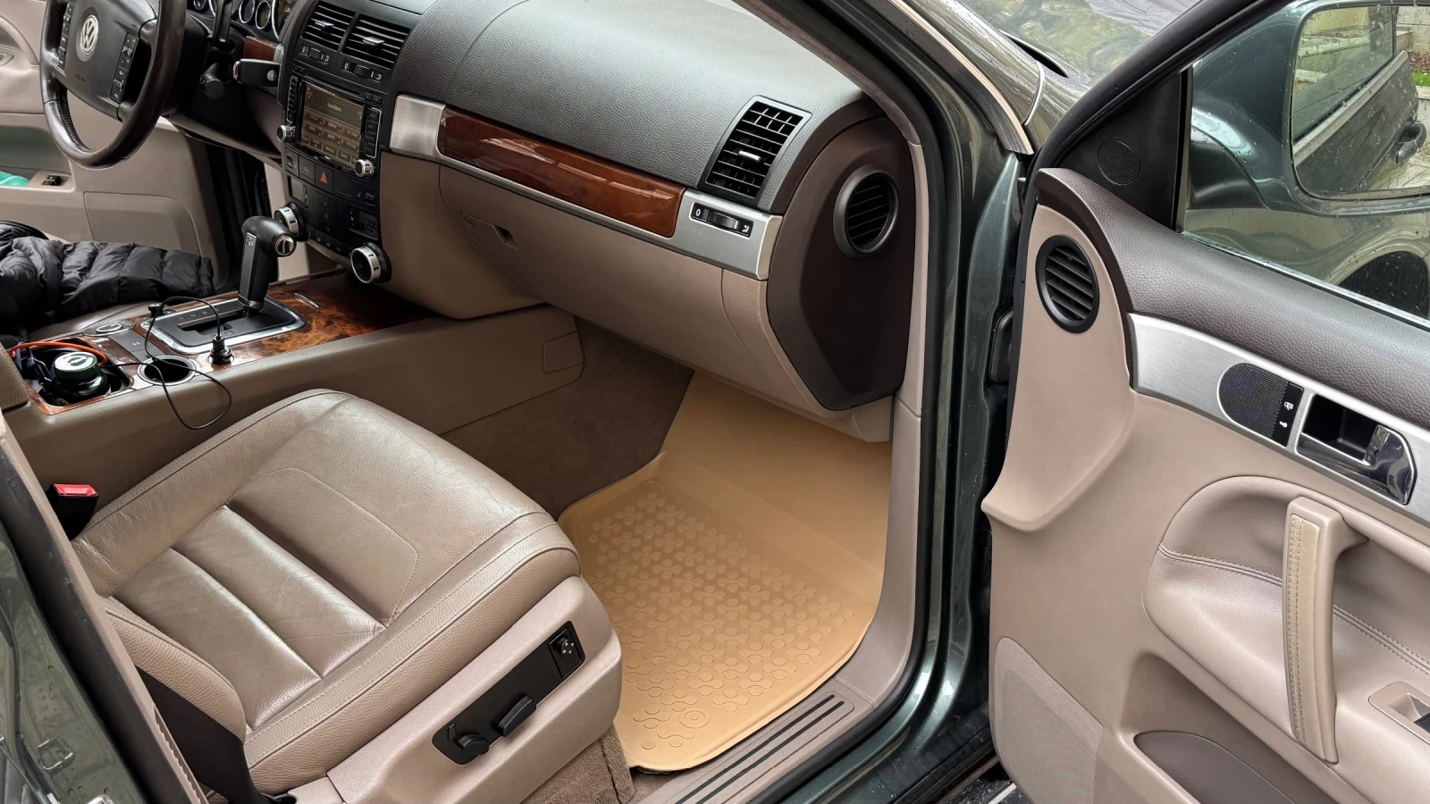 VW Touareg VW Touareg 7L Facelift 3.0 V6 TDI, снимка 11 - Автомобили и джипове - 54297557