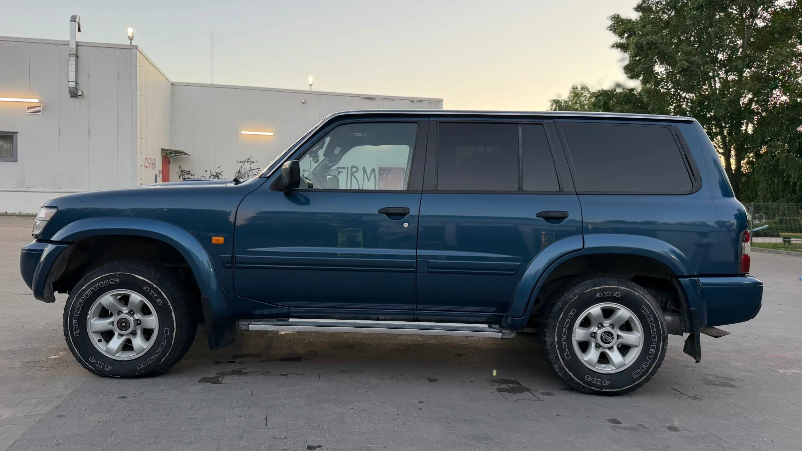 Nissan Patrol, снимка 3 - Автомобили и джипове - 54683947