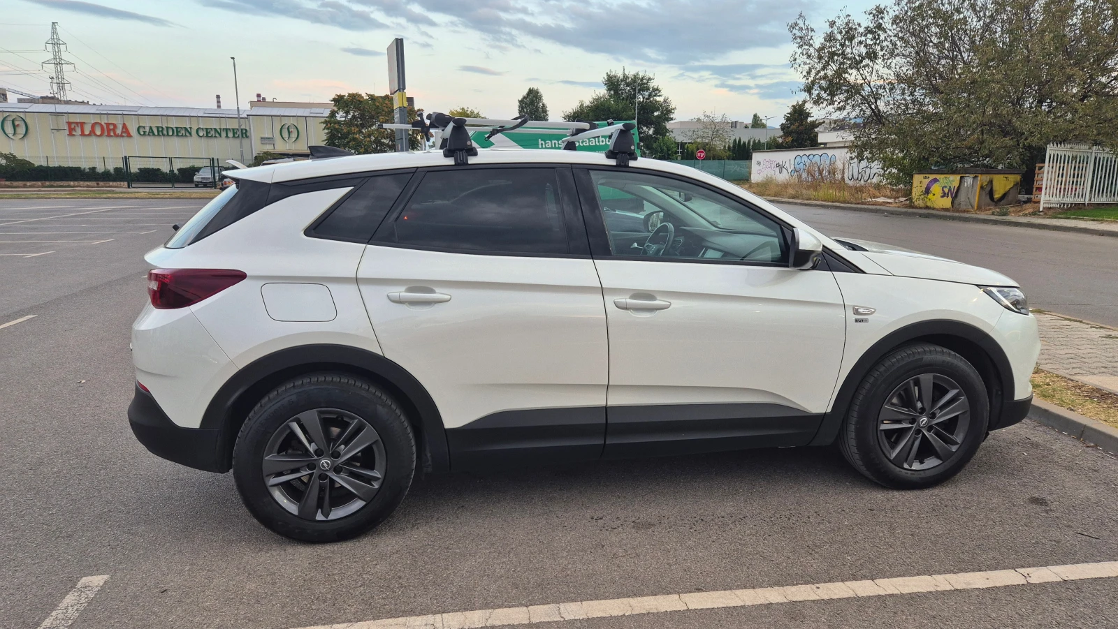 Opel Grandland X 1.5, снимка 2 - Автомобили и джипове - 54891519