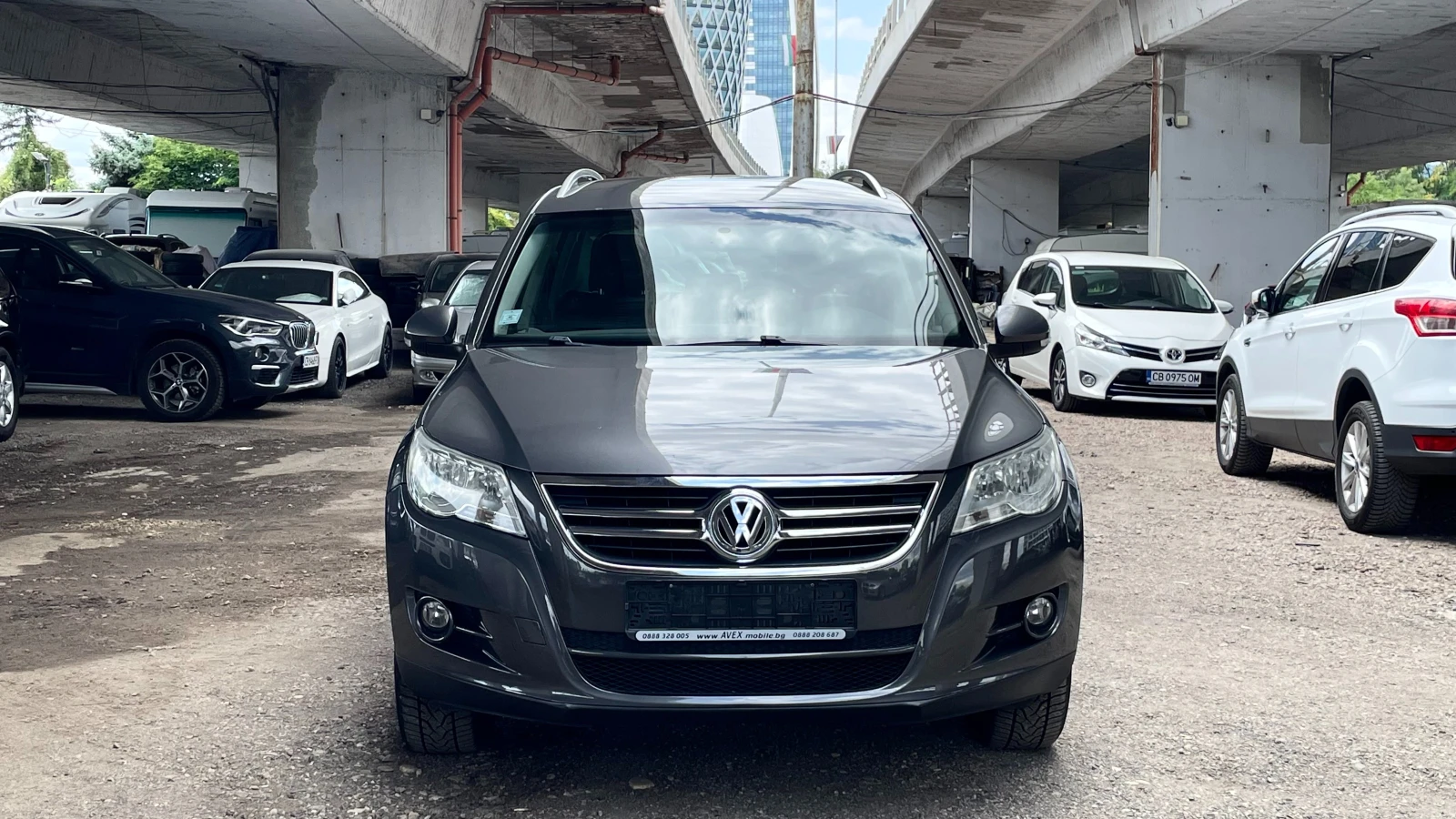 VW Tiguan СЕРВ. ДОК., снимка 2 - Автомобили и джипове - 55394068