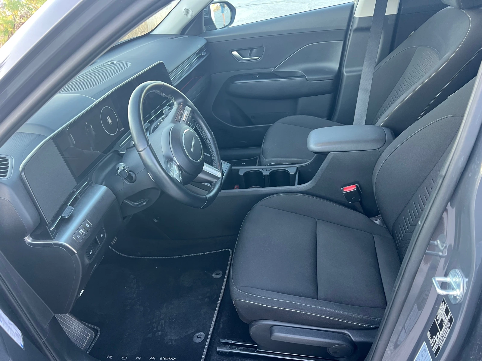 Hyundai Kona, снимка 13 - Автомобили и джипове - 56075341