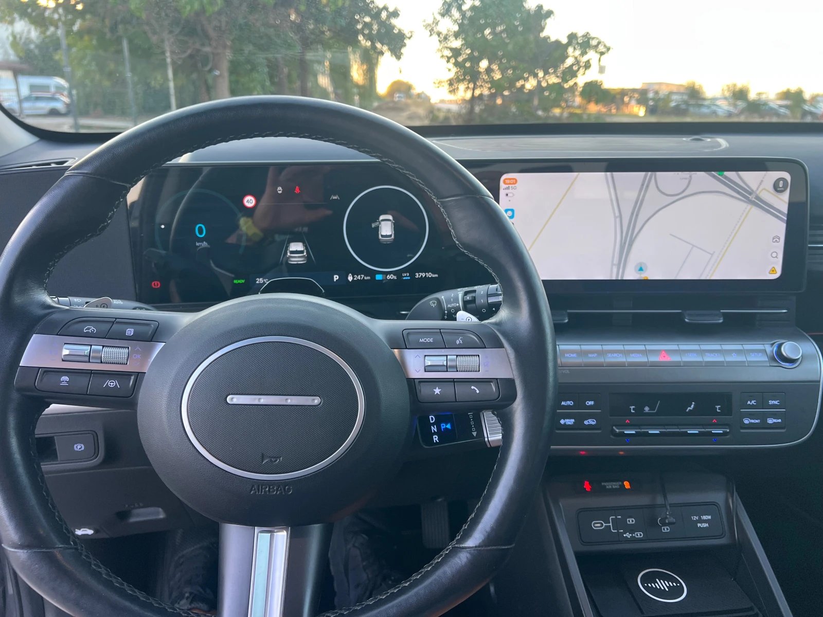 Hyundai Kona, снимка 15 - Автомобили и джипове - 56075341