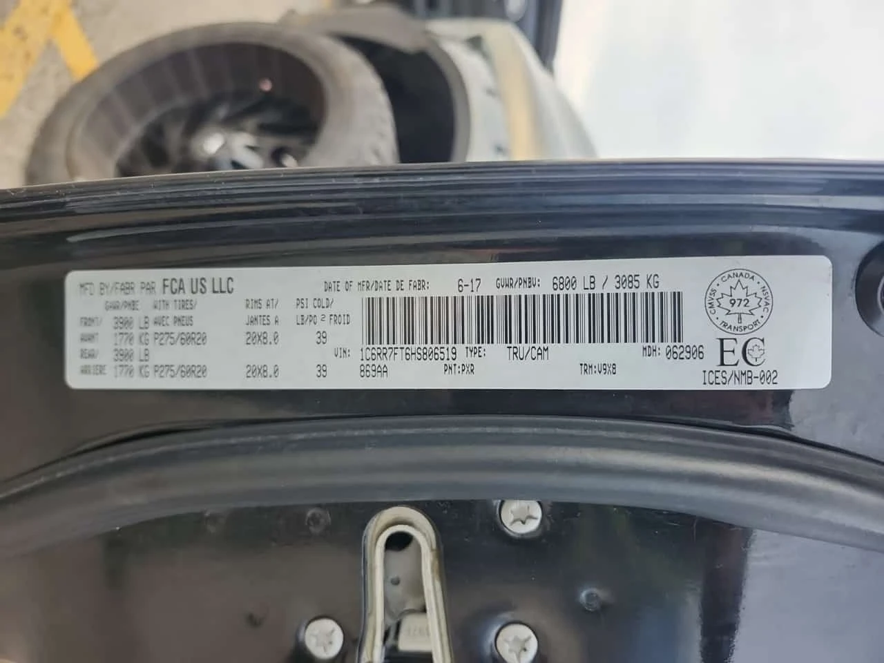 Dodge RAM 1500 * 4wd Quad Cab 140.5" Express* АВТОКРЕДИТ* , снимка 16 - Автомобили и джипове - 56191324