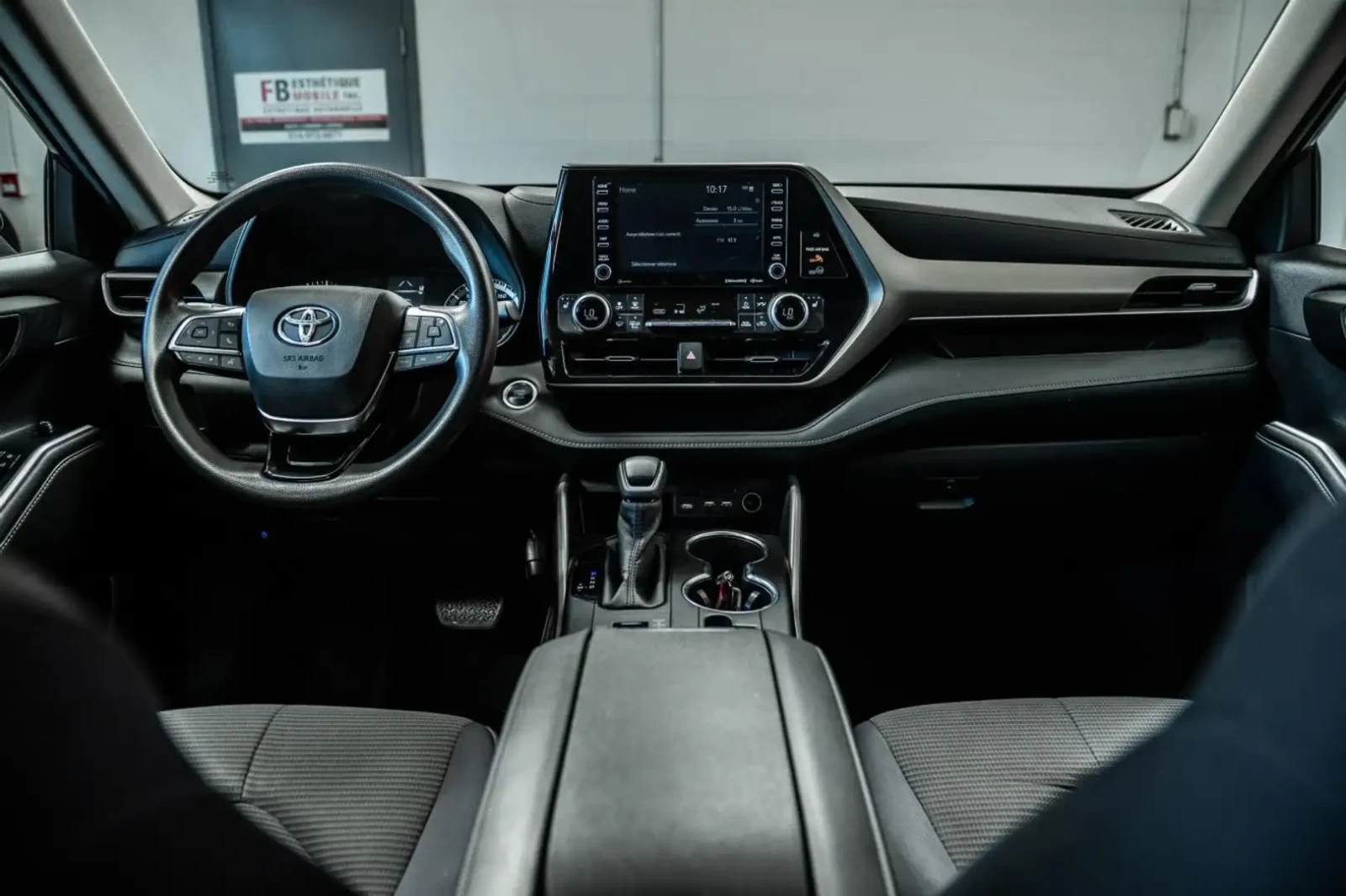 Toyota Highlander ПОДГРЕВ* КАМЕРА* КЕЙЛЕС* CARPLAY* , снимка 7 - Автомобили и джипове - 56490708