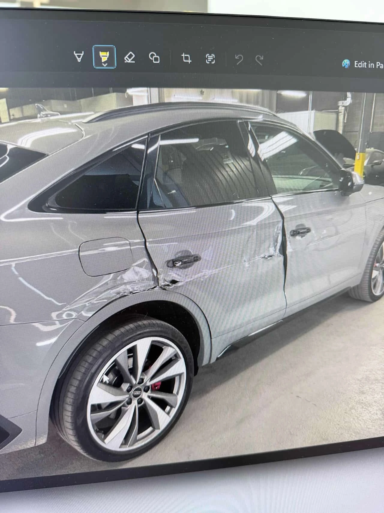 Audi SQ5 Progressiv  CARFAX, снимка 15 - Автомобили и джипове - 56655534