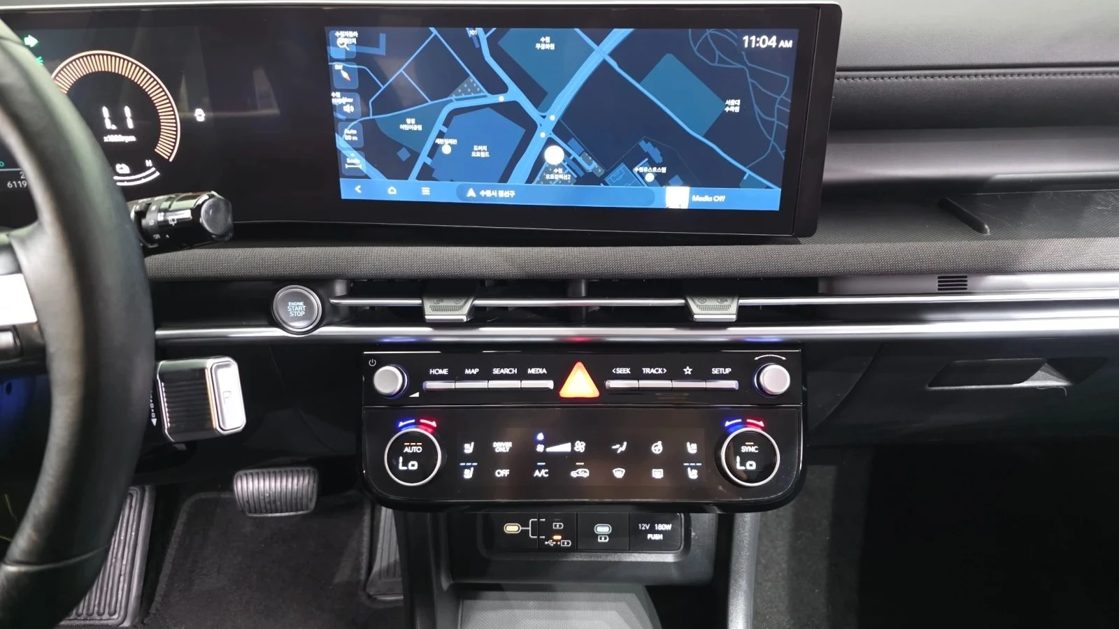 Hyundai Tucson, снимка 11 - Автомобили и джипове - 56688573