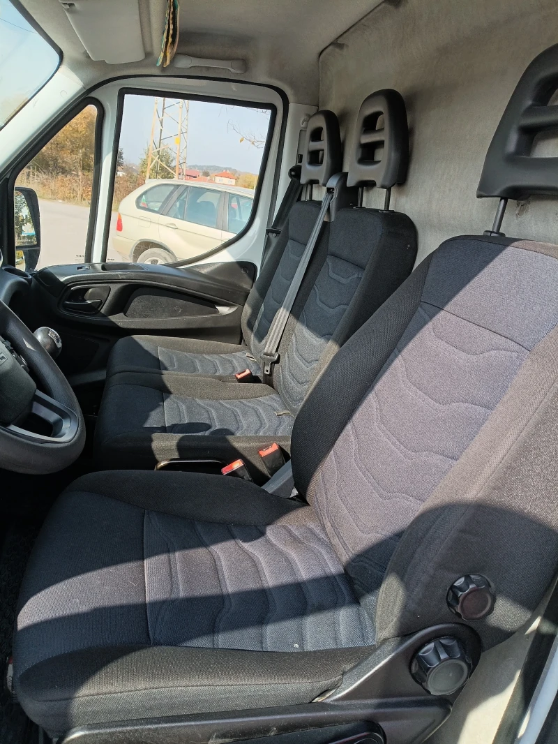 Iveco Daily 35S14 2.3D, снимка 17 - Бусове и автобуси - 47767024