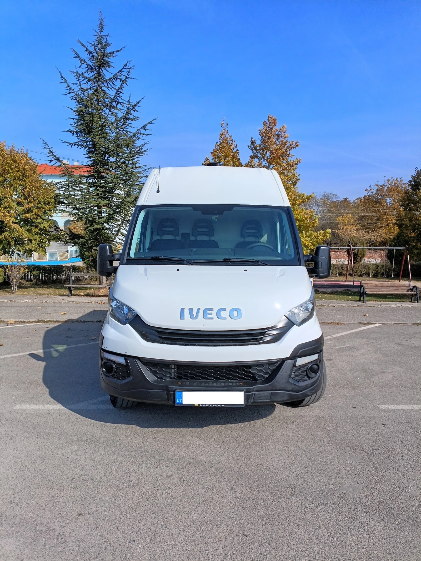 Iveco Daily 35S14 2.3D - изображение 3