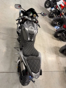Yamaha YZF-R1 Big Bang, снимка 9