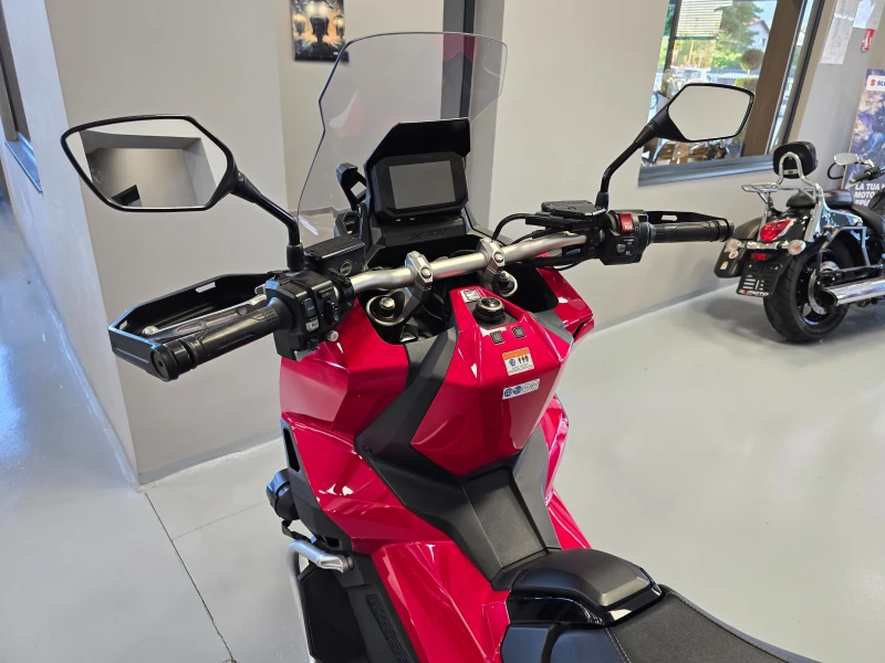 Honda X-ADV 750ie, ABS-TVS, Подгрев, Халогени, Ролбар!, снимка 12 - Мотоциклети и мототехника - 50873905