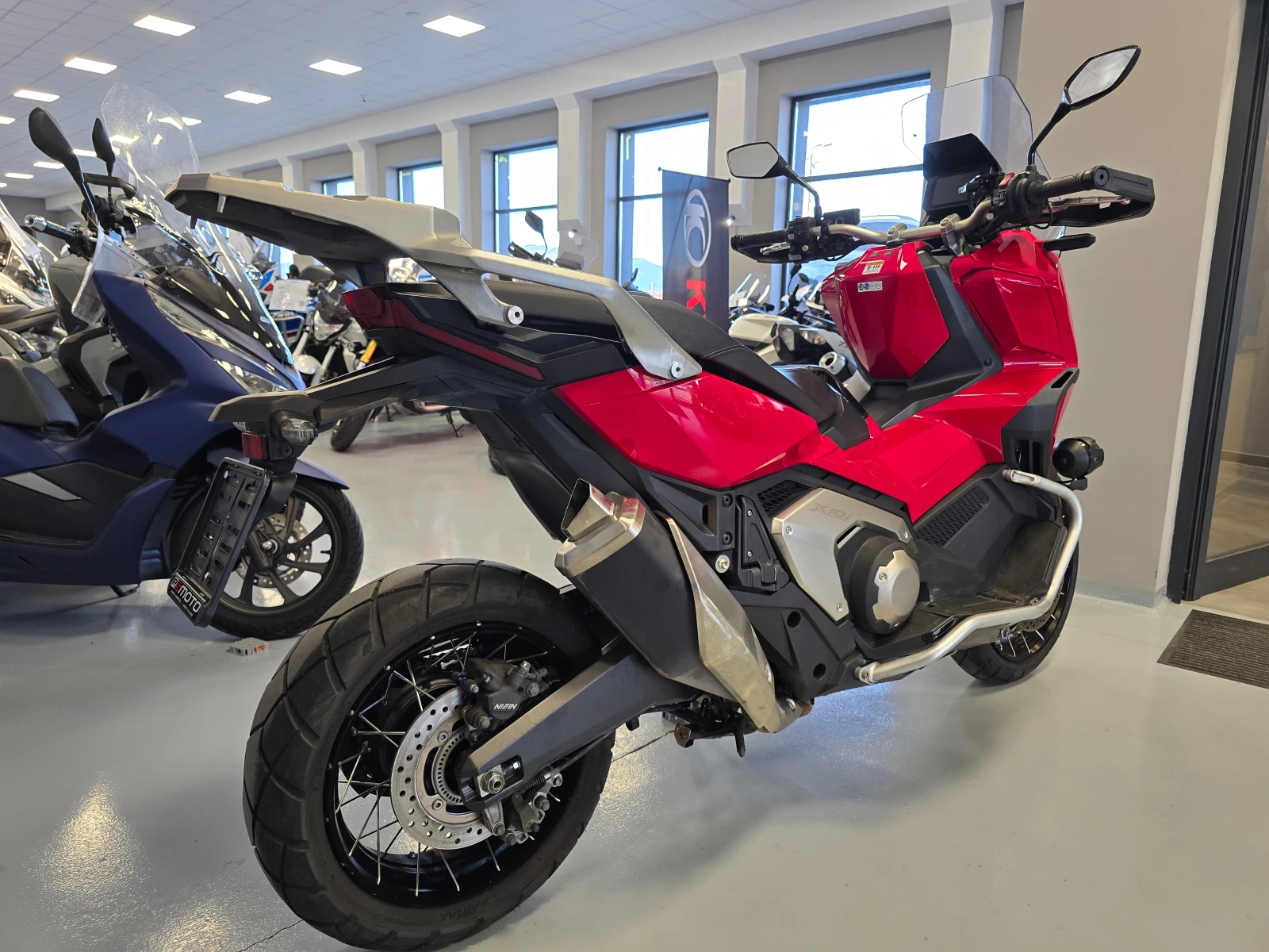 Honda X-ADV 750ie, ABS-TVS, Подгрев, Халогени, Ролбар! - изображение 4