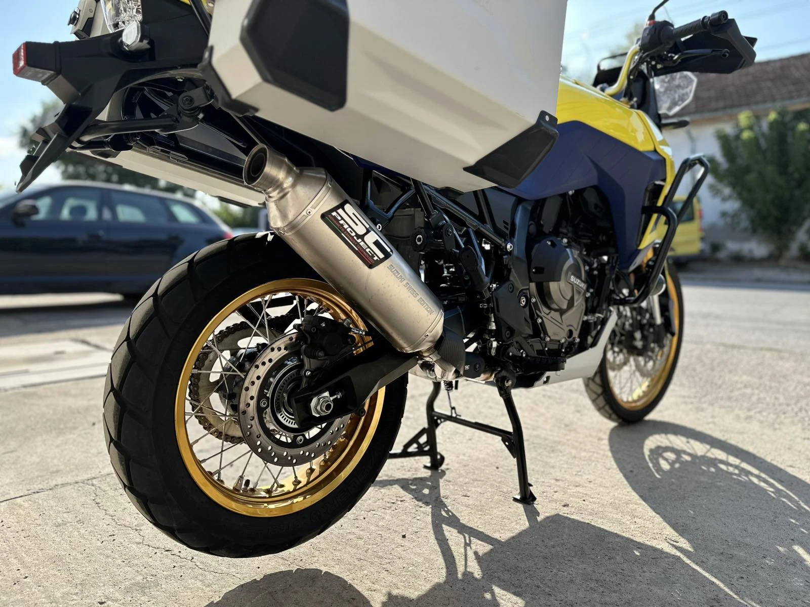 Suzuki V-strom 800  | Mobile.bg   10