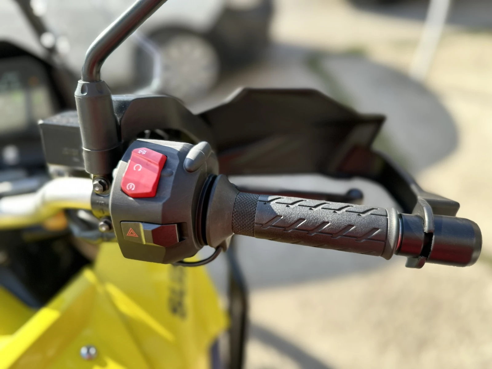 Suzuki V-strom 800  | Mobile.bg   15