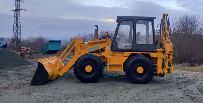 Багер Case 1088, снимка 6 - Индустриална техника - 52505831