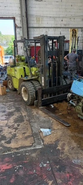  Clark | Mobile.bg    3