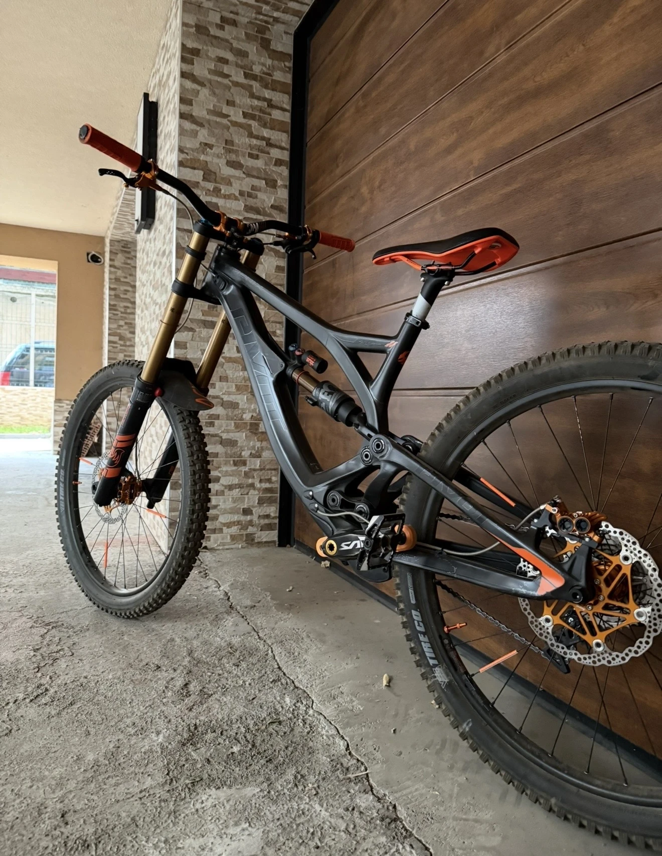  Pivot Phoenix | Mobile.bg   3