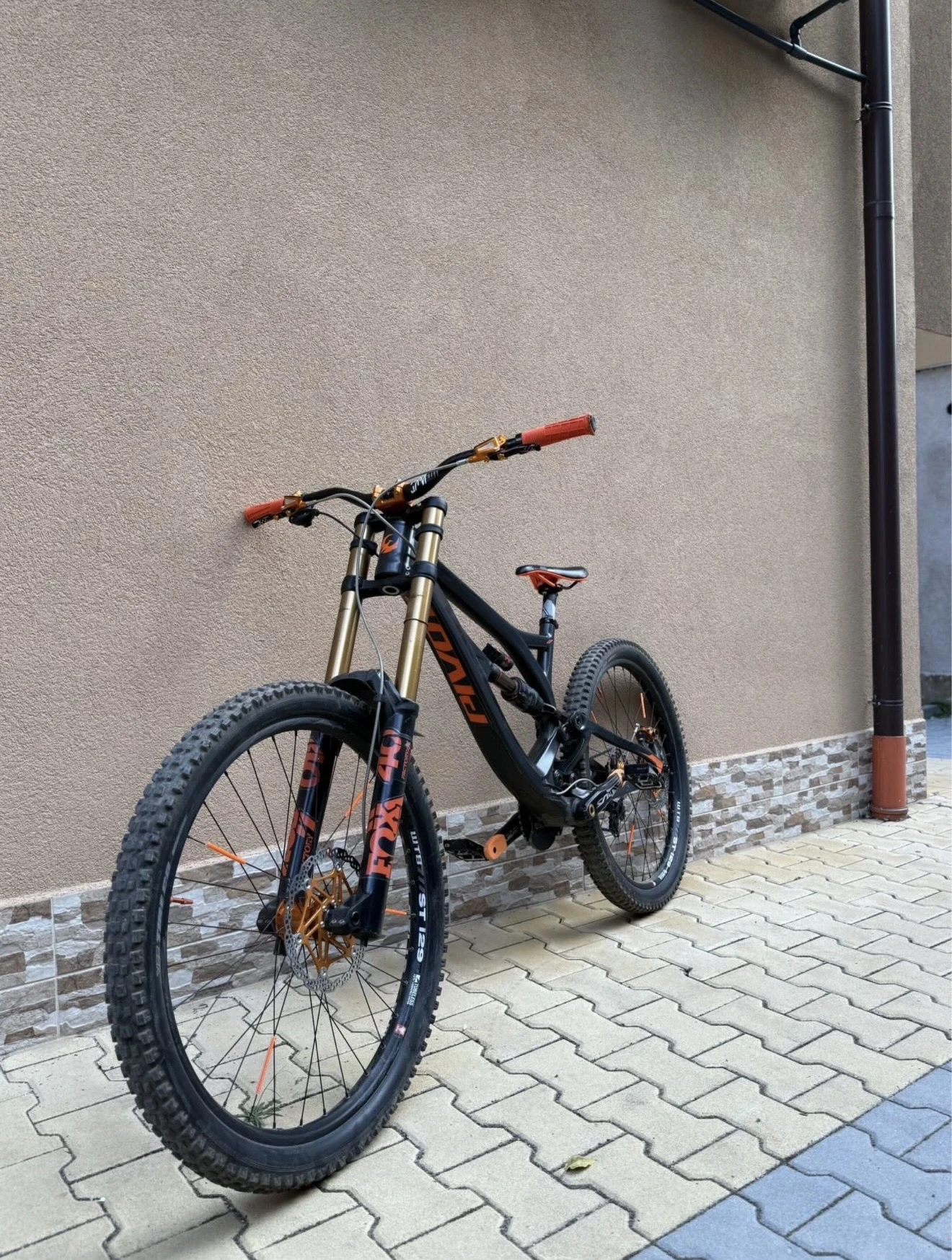  Pivot Phoenix | Mobile.bg   1