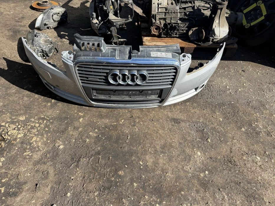 Предна броня Ауди Audi A4 B7 8E0807105